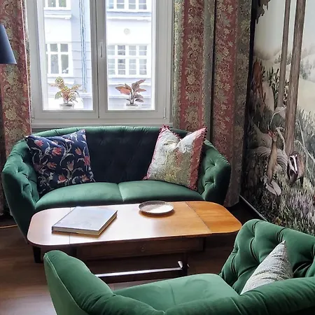 & Cafe Kleinergruenauer فندق باد سالزفلن