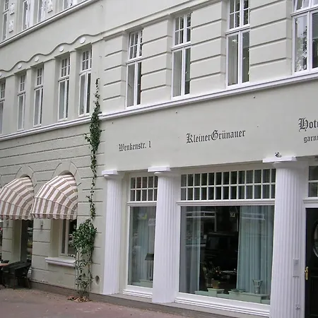 & Cafe Kleinergruenauer