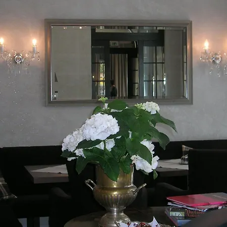 Hotel & Cafe Kleinergruenauer 3*
