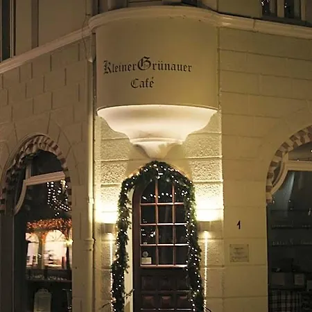 & Cafe Kleinergruenauer 3*