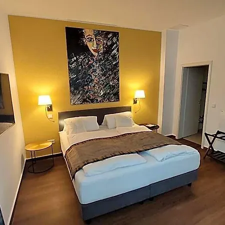 Hotel Hotel&café Kleinergrünauer 3*