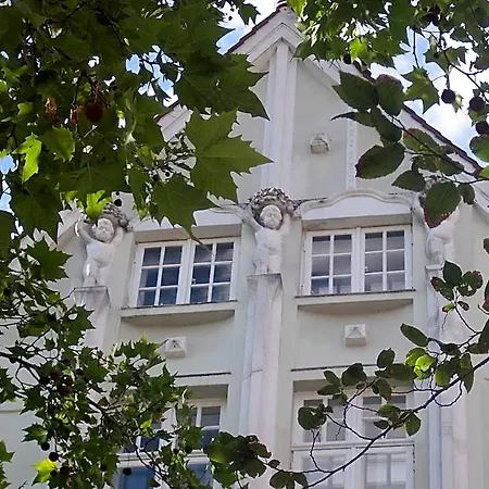 Hotel&café Kleinergrünauer 3*