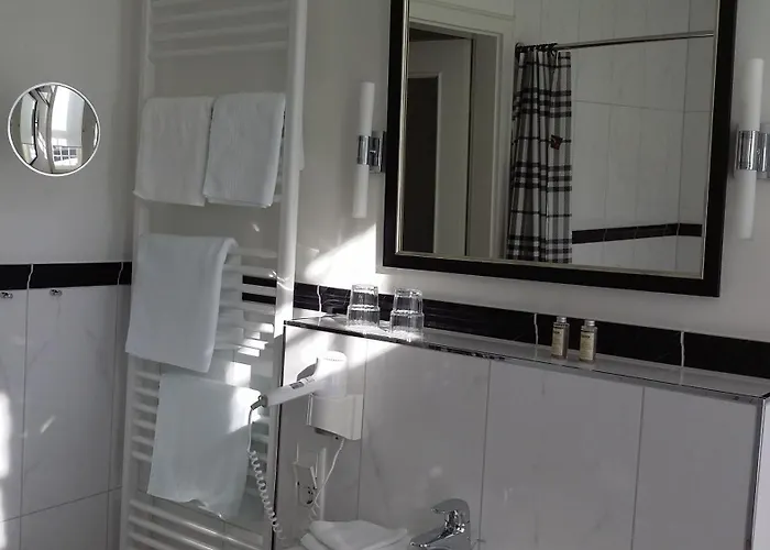 & Cafe Kleinergruenauer Hotel 3*