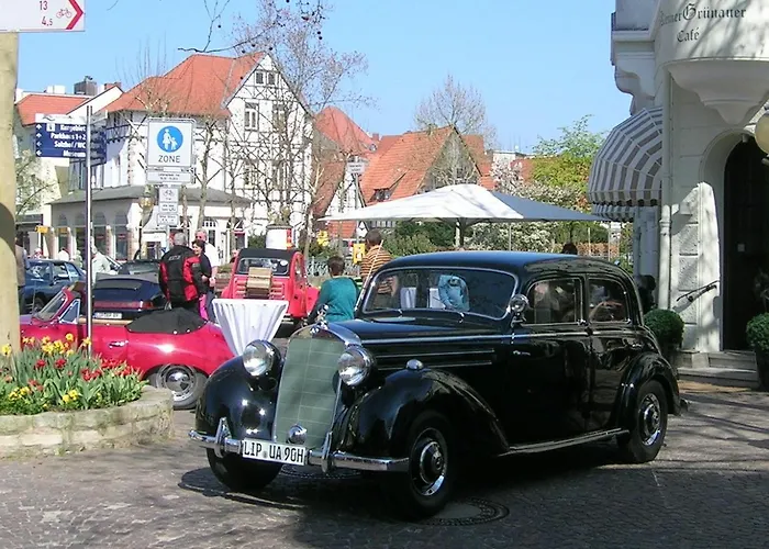 & Cafe Kleinergruenauer